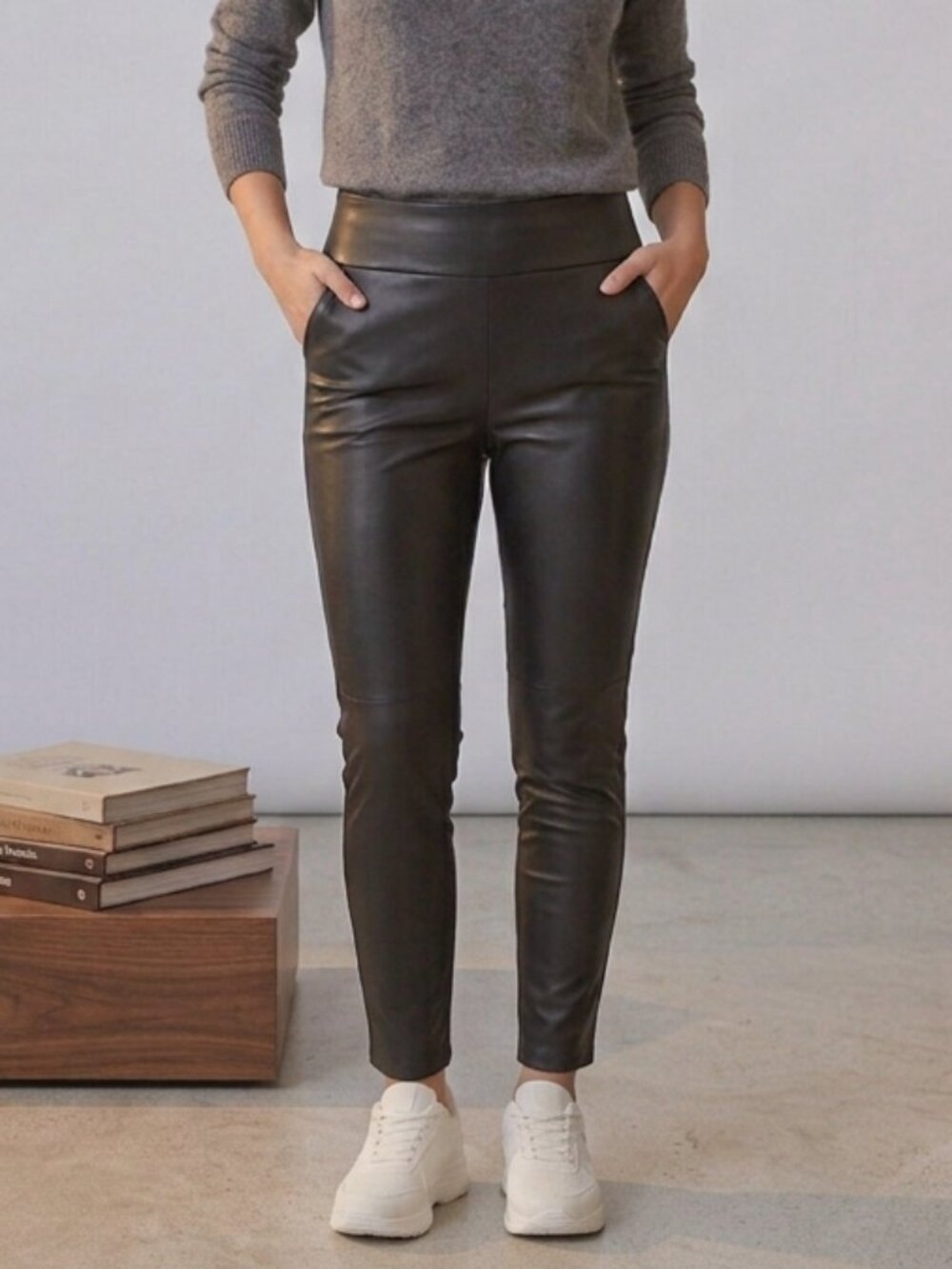 Aritzia Wilfred Free Daria High Rise Vegan Leather Leggings Black Size S‎